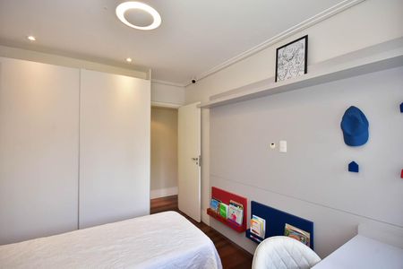 Apartamento à venda com 210m², 3 quartos e 3 vagas Apartamento à venda com 210m², 3 quartos e 3 vagasSuíte 1