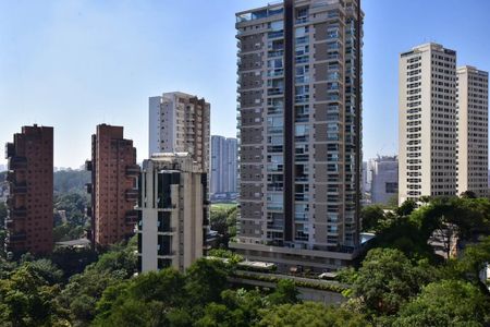 Apartamento à venda com 210m², 3 quartos e 3 vagas Apartamento à venda com 210m², 3 quartos e 3 vagasVista