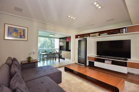 Apartamento à venda com 210m², 3 quartos e 3 vagas Apartamento à venda com 210m², 3 quartos e 3 vagasSala de Tv