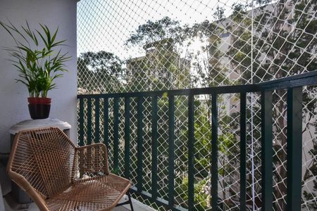 Apartamento à venda com 70m², 2 quartos e 1 vaga Apartamento à venda com 70m², 2 quartos e 1 vagaVaranda