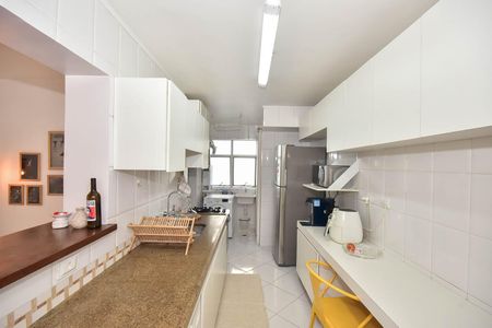 Apartamento à venda com 70m², 2 quartos e 1 vaga Apartamento à venda com 70m², 2 quartos e 1 vagaCozinha
