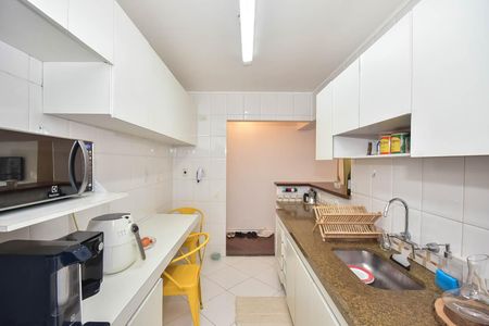 Apartamento à venda com 70m², 2 quartos e 1 vaga Apartamento à venda com 70m², 2 quartos e 1 vagaCozinha