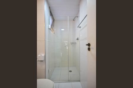 Apartamento à venda com 70m², 2 quartos e 1 vaga Apartamento à venda com 70m², 2 quartos e 1 vagaBanheiro