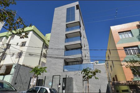 Apartamento à venda com 98m², 3 quartos e 2 vagas Apartamento à venda com 98m², 3 quartos e 2 vagasFachada
