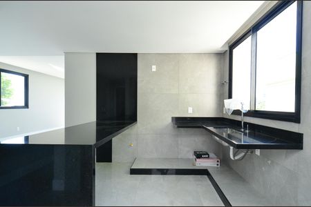 Apartamento à venda com 98m², 3 quartos e 2 vagas Apartamento à venda com 98m², 3 quartos e 2 vagasCozinha