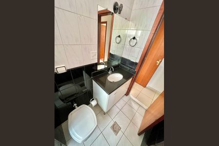 Apartamento para alugar com 180m², 4 quartos e 4 vagas Apartamento para alugar com 180m², 4 quartos e 4 vagasBanheiro Social