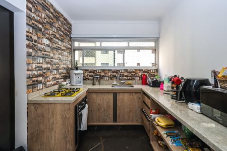 Apartamento para alugar com 196m², 3 quartos e 2 vagas Apartamento para alugar com 196m², 3 quartos e 2 vagasCozinha