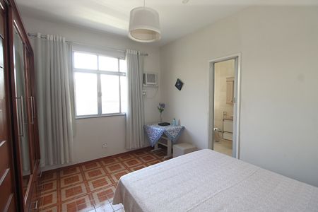 Casa à venda com 320m², 6 quartos e 3 vagasSuíte