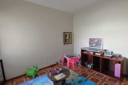 Casa à venda com 320m², 6 quartos e 3 vagasQuarto 3