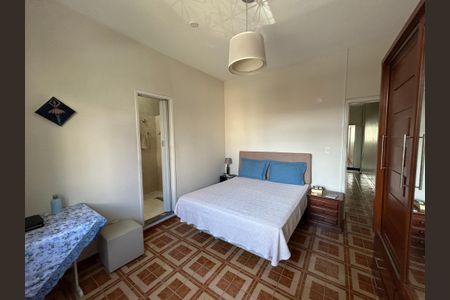 Casa à venda com 320m², 6 quartos e 3 vagasSuíte