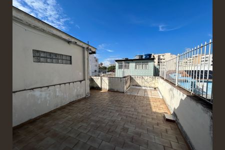 Casa à venda com 320m², 6 quartos e 3 vagasTerraço