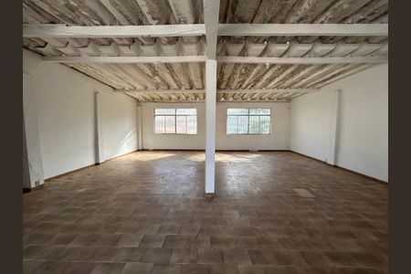 Casa à venda com 320m², 6 quartos e 3 vagasTerraço