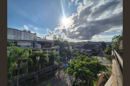 Apartamento à venda com 257m², 3 quartos e 3 vagas Apartamento à venda com 257m², 3 quartos e 3 vagasVista da varanda