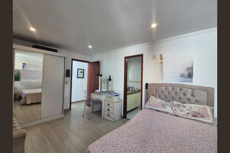 Apartamento à venda com 257m², 3 quartos e 3 vagas Apartamento à venda com 257m², 3 quartos e 3 vagasSuite