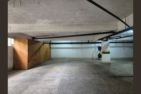 Apartamento à venda com 257m², 3 quartos e 3 vagas Apartamento à venda com 257m², 3 quartos e 3 vagasÁrea comum