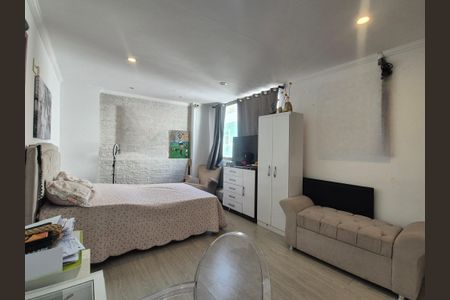 Apartamento à venda com 257m², 3 quartos e 3 vagas Apartamento à venda com 257m², 3 quartos e 3 vagasSuite