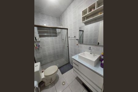 Casa à venda com 100m², 2 quartos e 1 vaga Casa à venda com 100m², 2 quartos e 1 vagaBanheiro