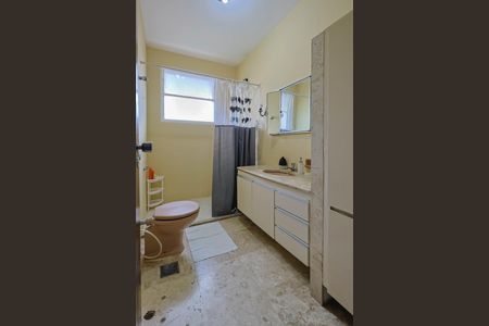 Apartamento à venda com 98m², 3 quartos e 1 vaga Apartamento à venda com 98m², 3 quartos e 1 vagaBanheiro