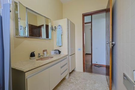 Apartamento à venda com 98m², 3 quartos e 1 vaga Apartamento à venda com 98m², 3 quartos e 1 vagaBanheiro