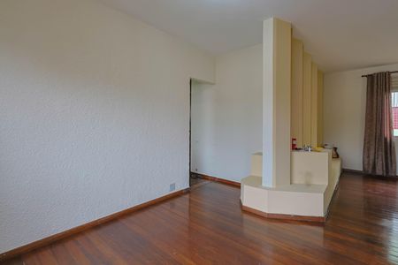 Apartamento à venda com 98m², 3 quartos e 1 vaga Apartamento à venda com 98m², 3 quartos e 1 vagaSala