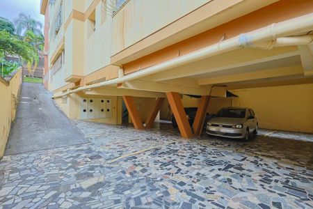 Apartamento à venda com 98m², 3 quartos e 1 vaga Apartamento à venda com 98m², 3 quartos e 1 vagaGaragem