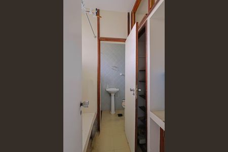 Apartamento à venda com 98m², 3 quartos e 1 vaga Apartamento à venda com 98m², 3 quartos e 1 vagaÁrea de Serviço