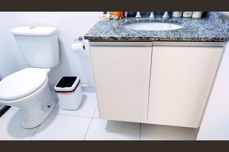 Apartamento à venda com 65m², 2 quartos e 2 vagas Apartamento à venda com 65m², 2 quartos e 2 vagasBanheiro 1- suite