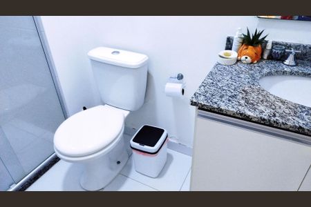 Apartamento à venda com 65m², 2 quartos e 2 vagas Apartamento à venda com 65m², 2 quartos e 2 vagasBanheiro 1- suite