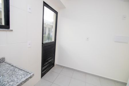 Casa de condomínio à venda com 60m², 2 quartos e 1 vaga Casa de condomínio à venda com 60m², 2 quartos e 1 vagaCozinha