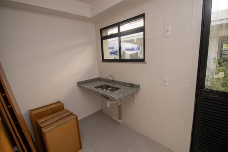 Casa de condomínio à venda com 60m², 2 quartos e 1 vaga Casa de condomínio à venda com 60m², 2 quartos e 1 vagaCozinha