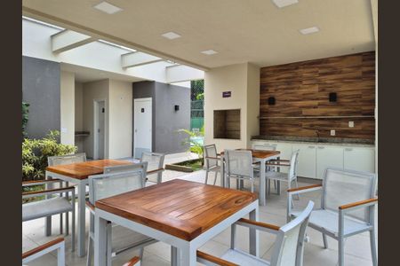 Casa de condomínio à venda com 60m², 2 quartos e 1 vaga Casa de condomínio à venda com 60m², 2 quartos e 1 vagaÁrea comum - Churrasqueira