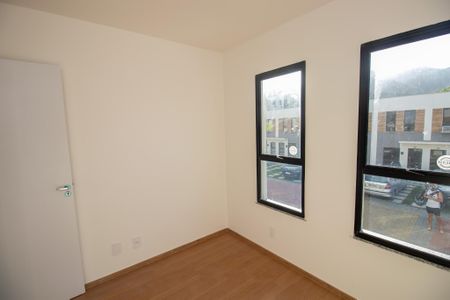 Casa de condomínio à venda com 60m², 2 quartos e 1 vaga Casa de condomínio à venda com 60m², 2 quartos e 1 vagaQuarto 2