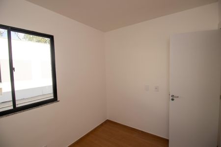 Casa de condomínio à venda com 60m², 2 quartos e 1 vaga Casa de condomínio à venda com 60m², 2 quartos e 1 vagaQuarto 1