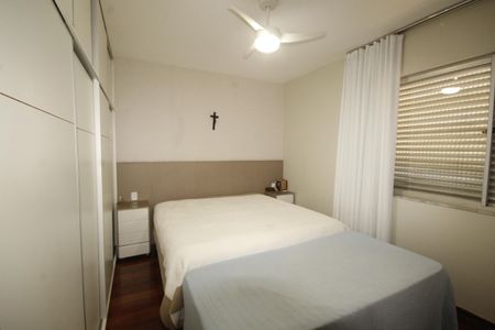 Apartamento à venda com 155m², 4 quartos e 2 vagasSuíte 