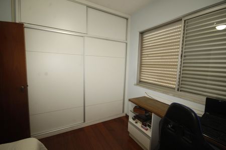 Apartamento à venda com 155m², 4 quartos e 2 vagasQuarto 1