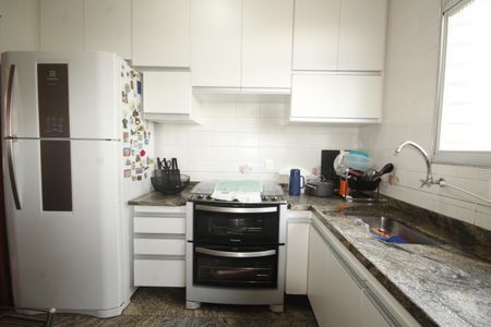 Apartamento à venda com 155m², 4 quartos e 2 vagasCozinha