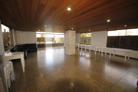 Apartamento à venda com 155m², 4 quartos e 2 vagasÁrea comum - Salão de festas