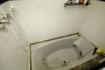 Apartamento à venda com 155m², 4 quartos e 2 vagasBanheiro da Suíte