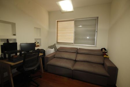 Apartamento à venda com 155m², 4 quartos e 2 vagasQuarto 3