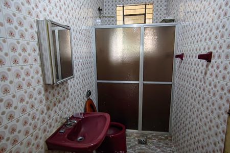 Casa à venda com 400m², 2 quartos e 3 vagas Casa à venda com 400m², 2 quartos e 3 vagasbanheiro