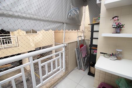 Apartamento à venda com 80m², 2 quartos e 2 vagasVaranda