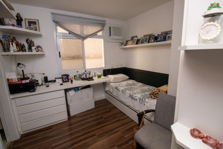 Apartamento à venda com 80m², 2 quartos e 2 vagasQuarto 1