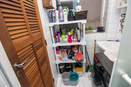 Apartamento à venda com 80m², 2 quartos e 2 vagasÁrea de Serviço