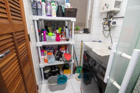 Apartamento à venda com 80m², 2 quartos e 2 vagasÁrea de Serviço