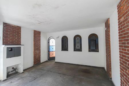 Casa à venda com 110m², 2 quartos e 1 vaga Casa à venda com 110m², 2 quartos e 1 vagaGaragem