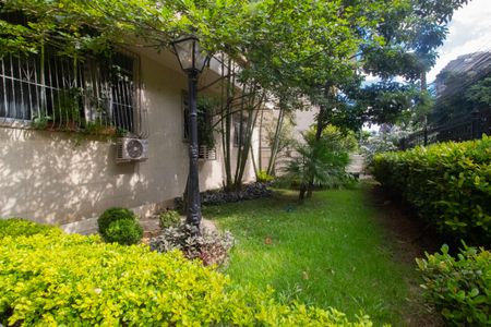 Apartamento à venda com 117m², 4 quartos e 1 vaga Apartamento à venda com 117m², 4 quartos e 1 vagaPortaria - Área verde