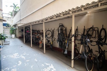 Apartamento à venda com 117m², 4 quartos e 1 vaga Apartamento à venda com 117m², 4 quartos e 1 vagaÁrea comum - bicicletário