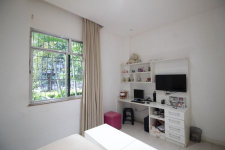 Apartamento à venda com 117m², 4 quartos e 1 vaga Apartamento à venda com 117m², 4 quartos e 1 vagaQuarto 2