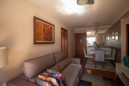 Apartamento à venda com 68m², 3 quartos e 1 vagaSala