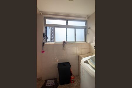 Apartamento à venda com 68m², 3 quartos e 1 vagaÁrea de Serviço